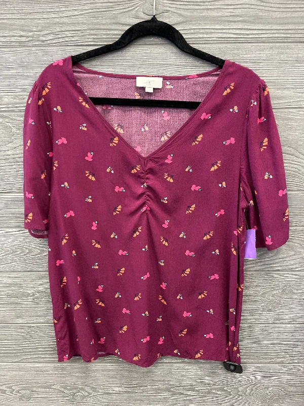 women's tops for those who want to wear pieces that are both functional and fashionableTop Short Sleeve By Loft In Purple, Size: M