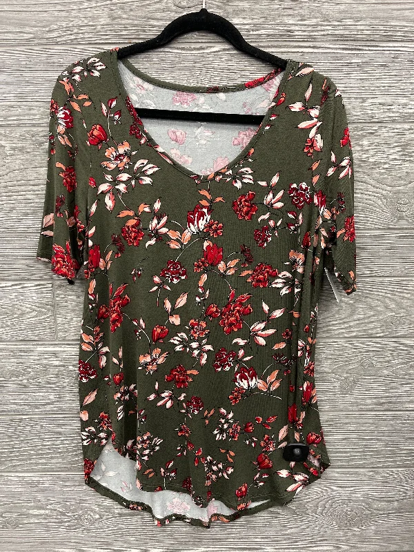 women's tops with sequin embellishmentsTop Short Sleeve By Maurices In Floral Print, Size: M