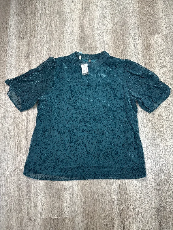 women's tops for wedding guest attireTop Short Sleeve By Maurices In Teal, Size: L