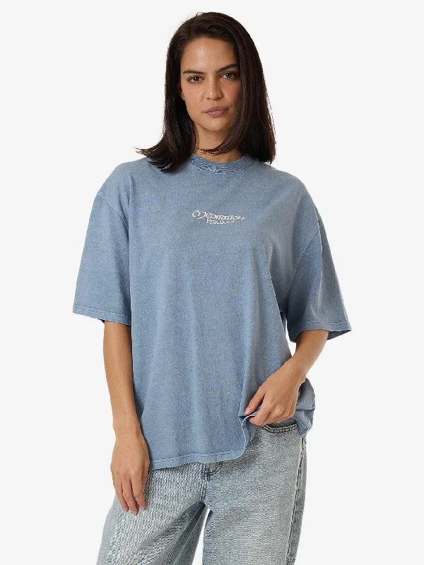 women's tops for those who want to stay cool and chic during warmer weatherMeditation Practice Oversized Tee - Dusty Blue