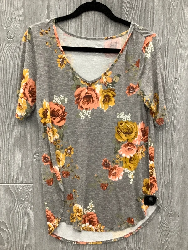 striped women's topsTop Short Sleeve By Maurices In Floral Print, Size: M