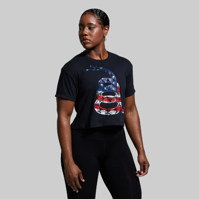 women's tops for those who want to show off their figure in a flattering wayGadsden Flag Crop Tee (USA)