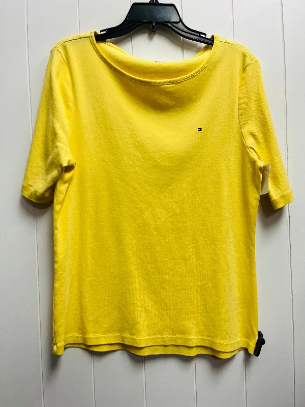 women's tops for those who want to wear pieces that are both comfortable and stylishTop Short Sleeve By Tommy Hilfiger In Yellow, Size: Xl