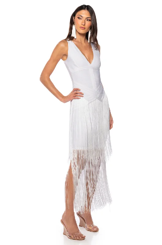 women's club dressesEVERYTHING ENTRANCE FRINGE V NECK MAXI DRESS IN WHITE