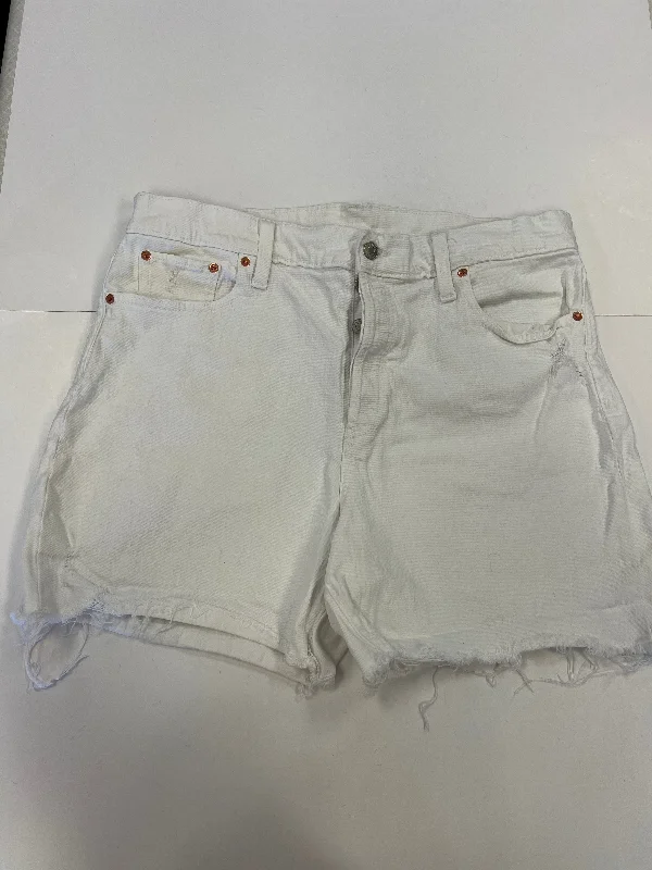 women's cargo shortsShorts By Gap  Size: 18