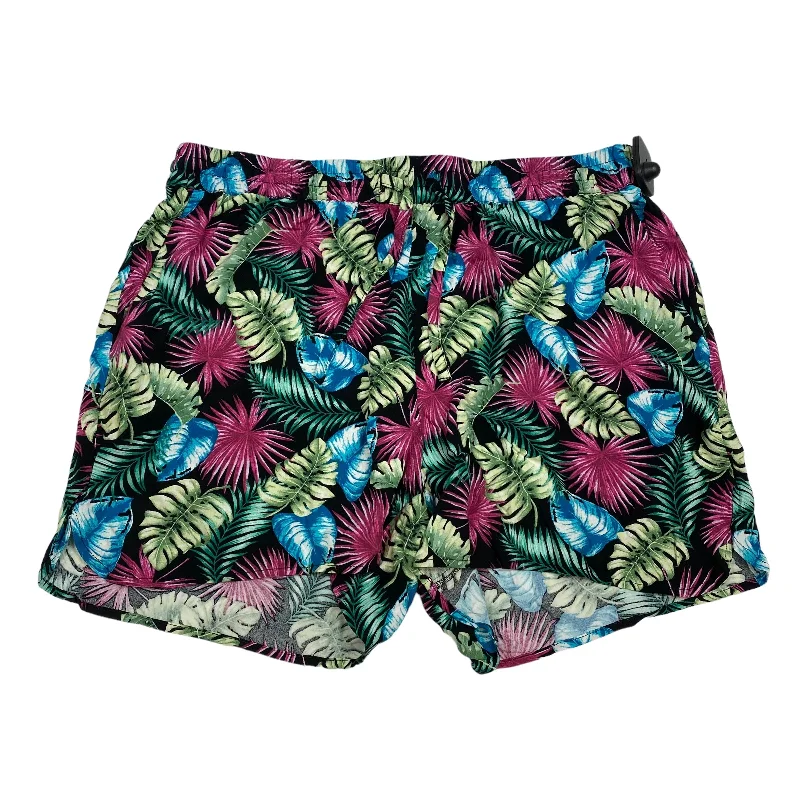 women's timeless shortsShorts By Vero Moda  Size: L