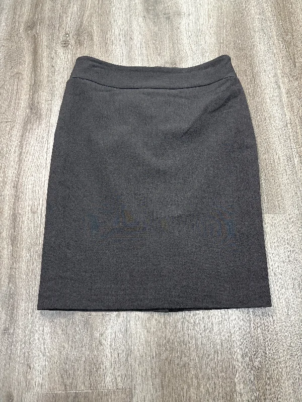 women's silk skirtsSkirt Mini & Short By Anne Klein In Grey, Size: S