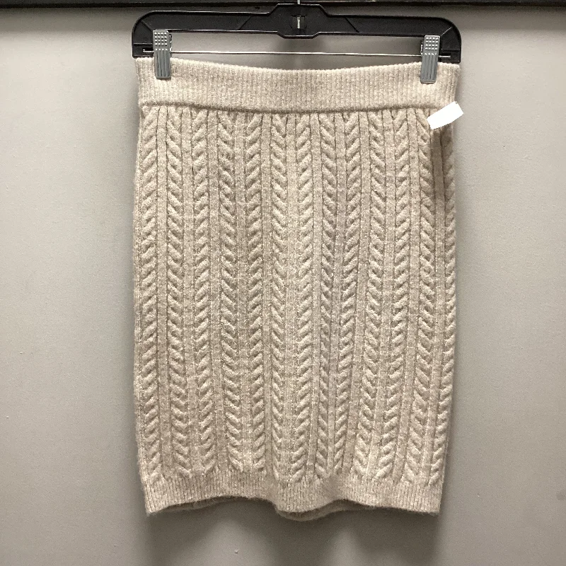 women's woven skirtsSkirt Mini & Short By Express In Cream, Size: S